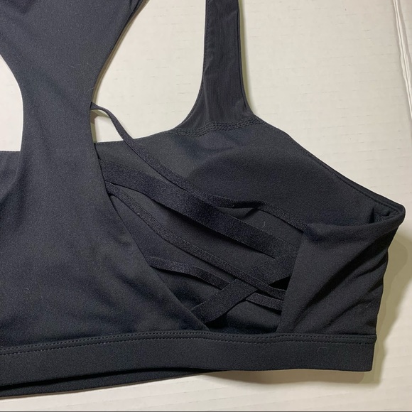 Fabletics black Racerback sports bra - Picture 6 of 9